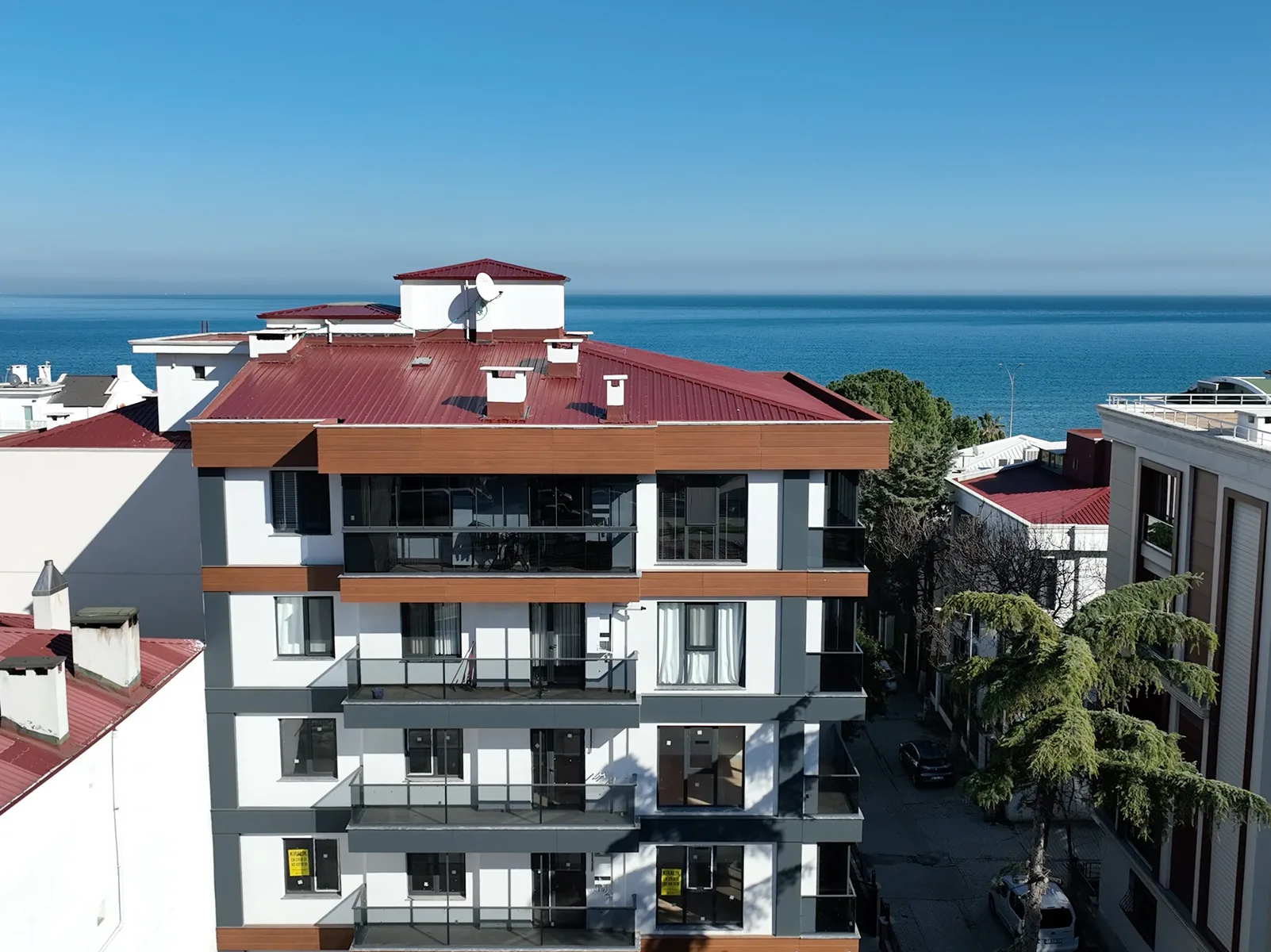 Lotus Okman Apartmanı